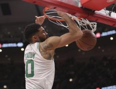 黑白体育-塔图姆在公牛比赛中败北，突破纪录引发热议！的简单介绍