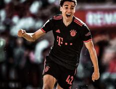 黑白体育-穆古鲁扎新星挺进下一轮表现惊艳，拜仁未来可期！的简单介绍