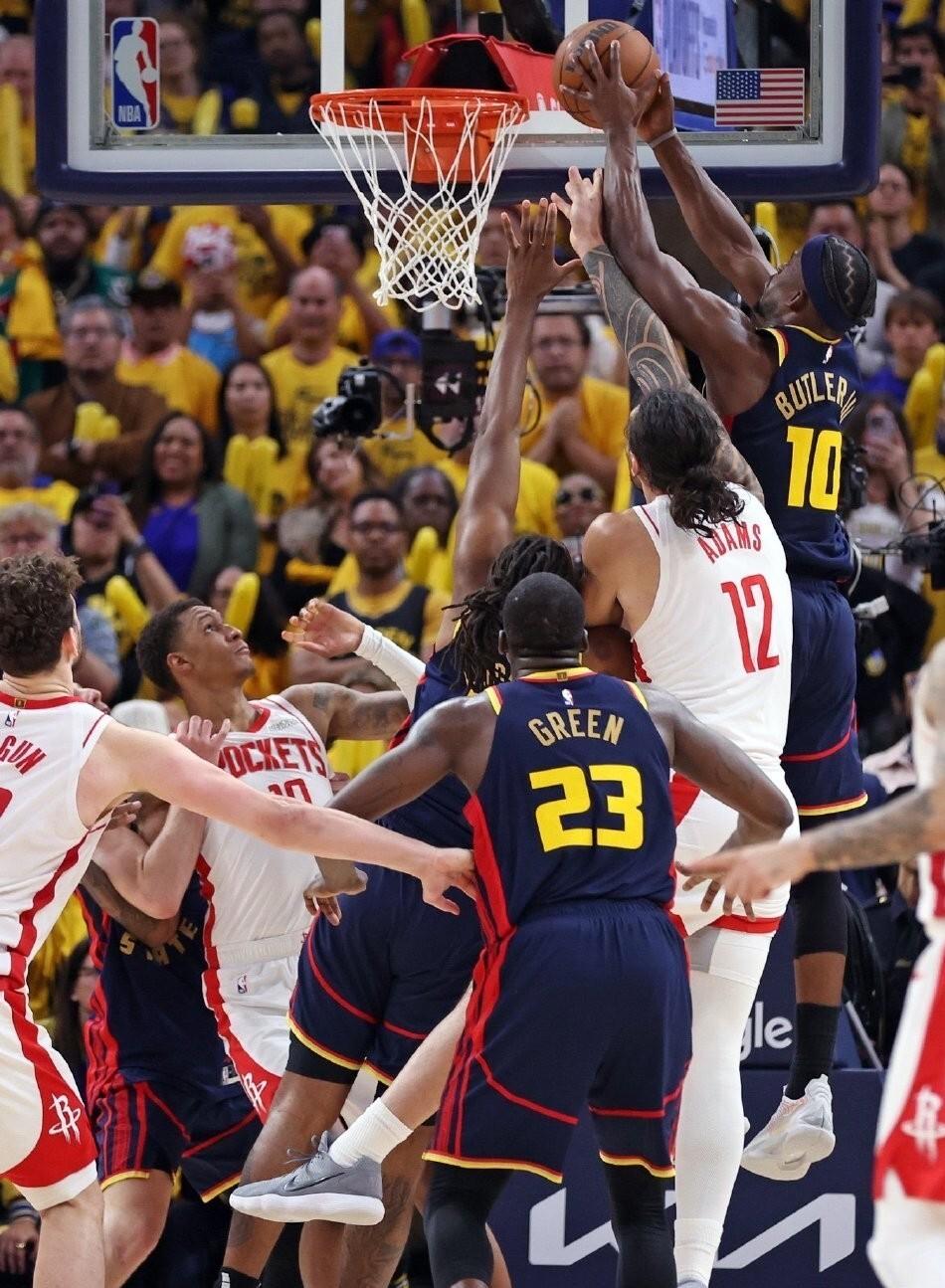 黑白体育- 巴塞罗那发布会 