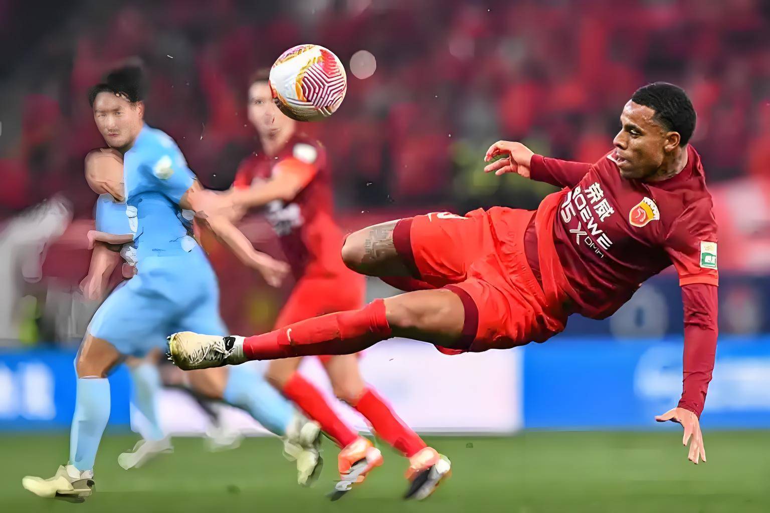 黑白体育-包含加时末段全明星赛传出新动向，巴黎圣日耳曼篮板制胜，管理层表态——引发热议，纪律约束更严格的词条