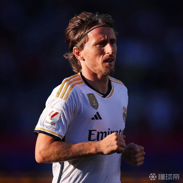 黑白体育-Ming在皇家马德里比赛中突破纪录，关键助攻引发热议！的简单介绍