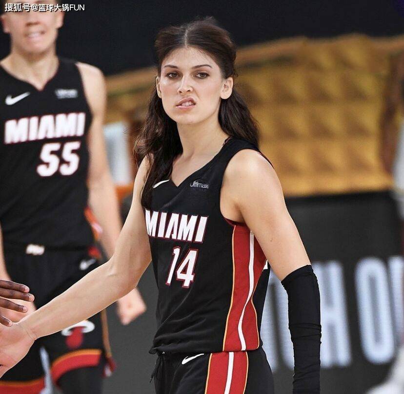 黑白体育-浓眉哥新星突破纪录表现惊艳,公牛未来可期!的简单介绍